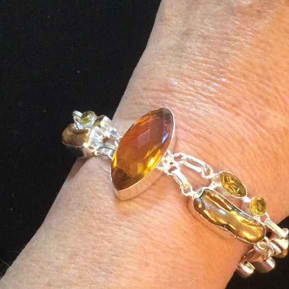 Unusual Citrine & Golden Pearl Bracelet - Picture 4 of 14